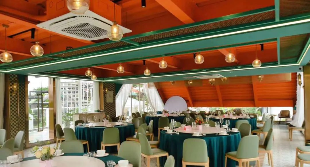 珠海将色彩碰撞到底，看这家深圳餐饮空间设计如何诠释独特的摩洛哥风情